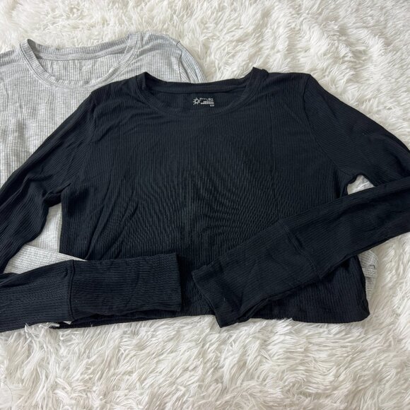 (Set of 2) OFFLINE By Aerie Thumbs Up Ribbed Long Sleeve Crop T-Shirt S - Picture 3 of 14